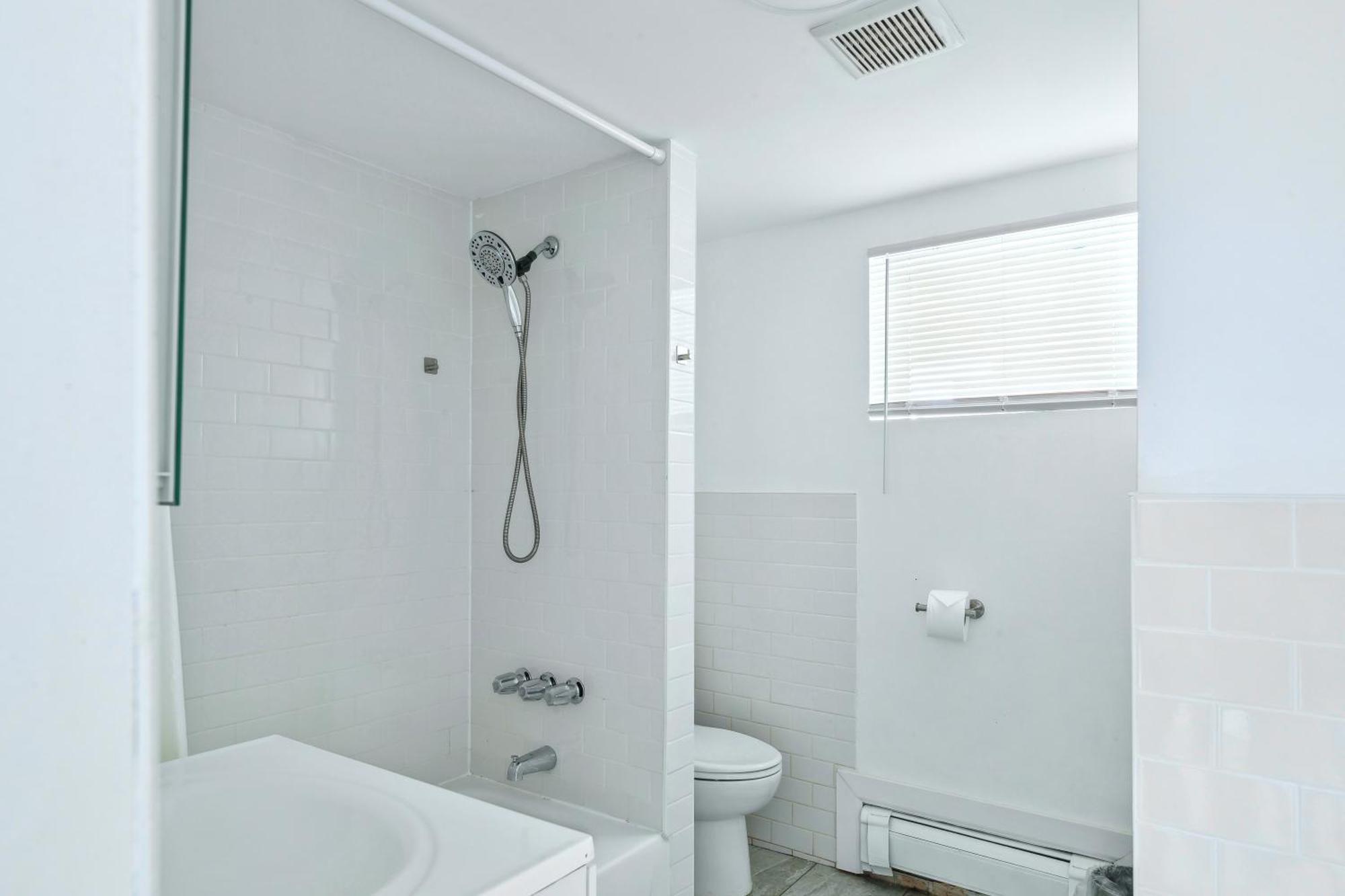 2 Bedroom Cozy Gem Manhattan Beach New York Exterior photo