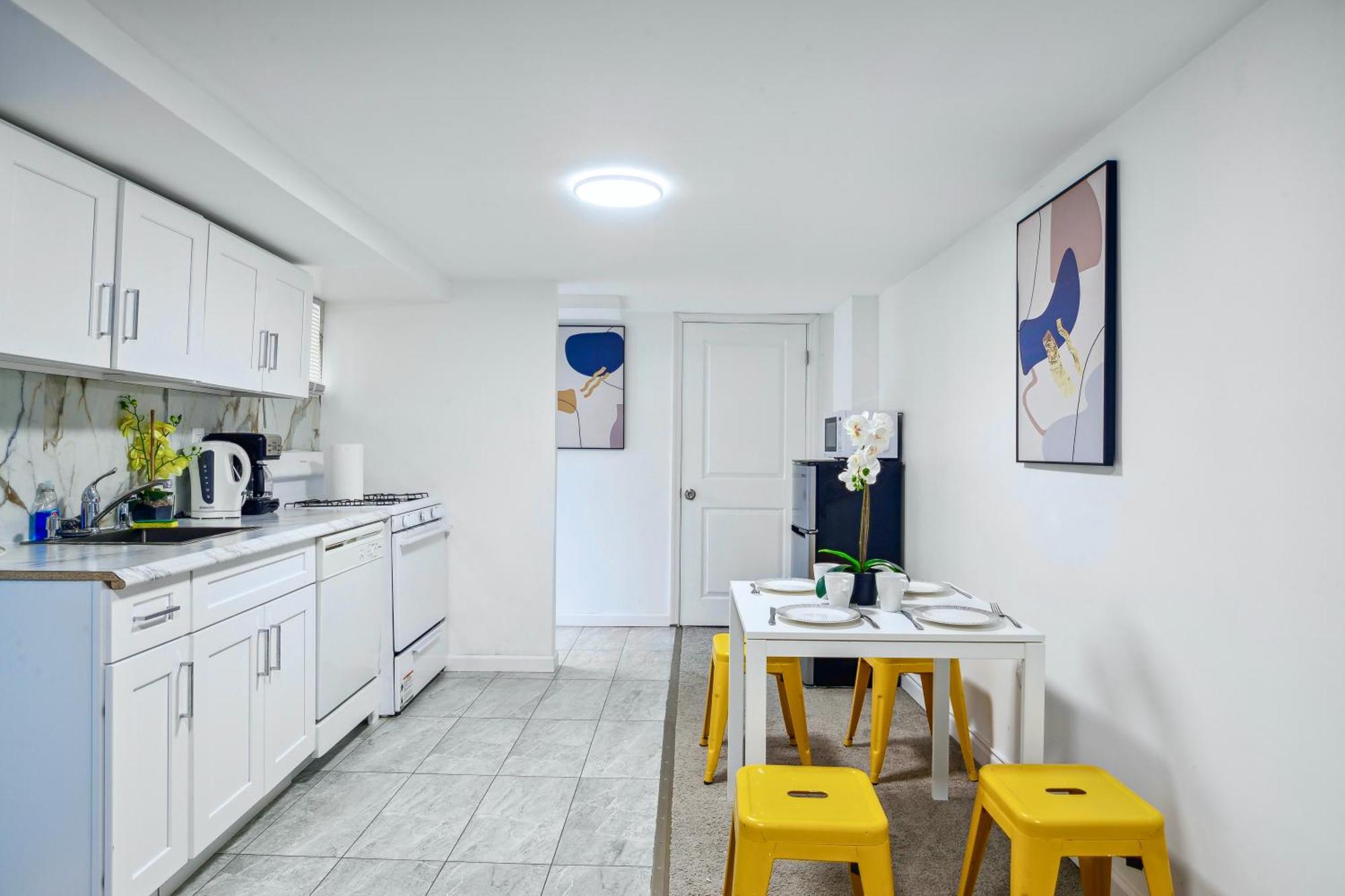 2 Bedroom Cozy Gem Manhattan Beach New York Exterior photo